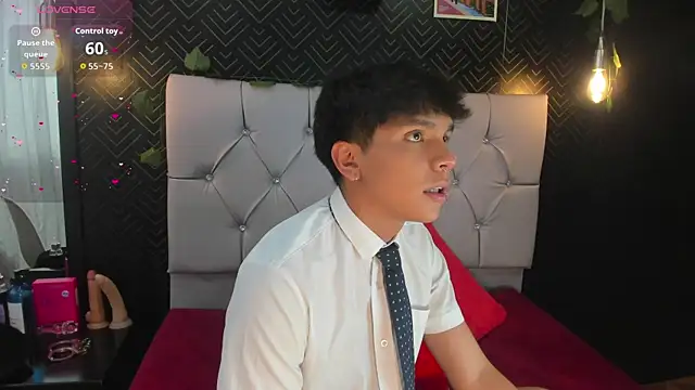 Thiago Kozak online show from 10/29/25, 01:10