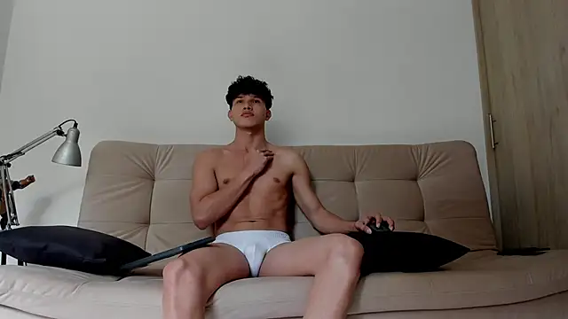 2Amateur Guys online show from 09/12/25, 07:24