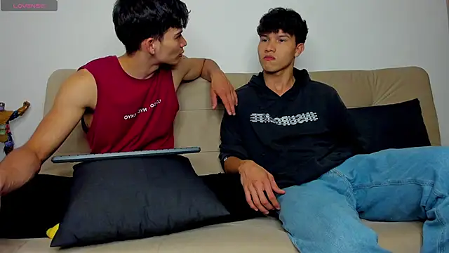 2Amateur Guys online show from 12/15/25, 12:16