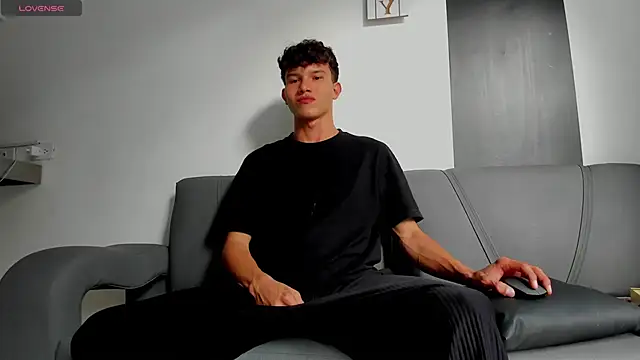 2Amateur Guys online show from 02/05/26, 07:43