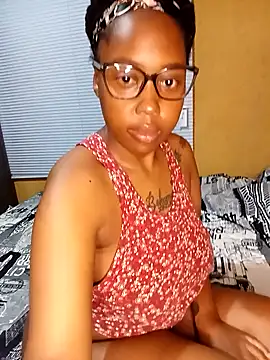 Snapshot of PreggyBunny chatting on 10/18/25, 10:45 PreggyBunny online show from 10/18/25, 10:45