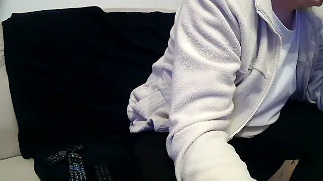 Lavastrom3 online show from 12/20/25, 03:59