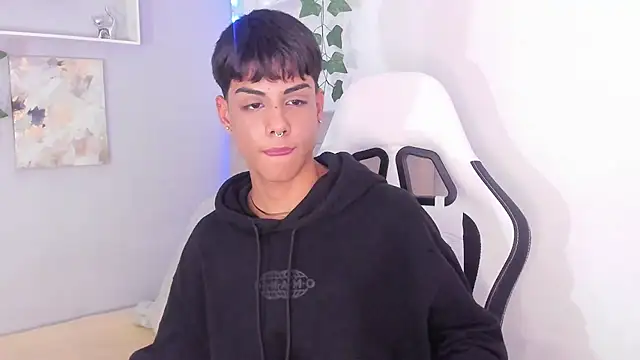 Thomas wil online show from 09/11/25, 04:34