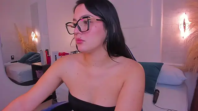 cristina gallardo online show from 05/09/26, 02:37