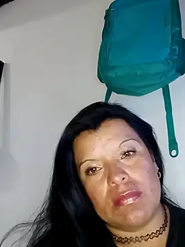 Snapshot of Hanna_Kieran chatting on 09/19/25, 09:41 Hanna Kieran online show from 09/19/25, 09:41