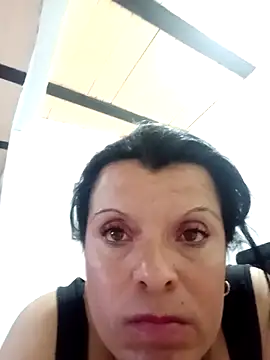 Snapshot of Hanna_Kieran chatting on 10/04/25, 02:13 Hanna Kieran online show from 10/04/25, 02:13