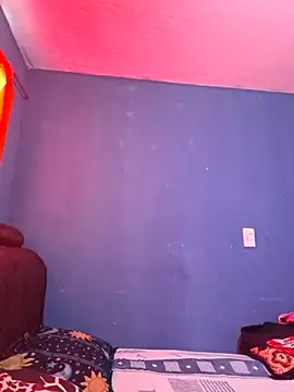 Hanna Kieran online show from 11/14/25, 02:10