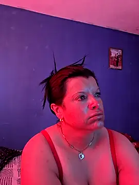 Hanna Kieran online show from 12/01/25, 03:02