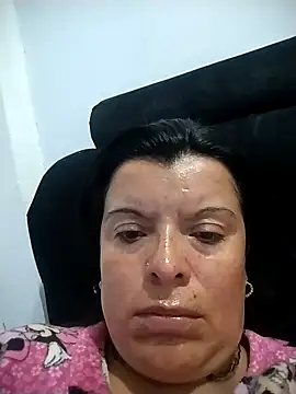 Snapshot of Hanna_Kieran chatting on 09/12/25, 04:01 Hanna Kieran online show from 09/12/25, 04:01