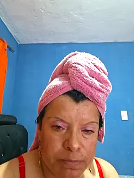 Hanna Kieran online show from 11/24/25, 10:54