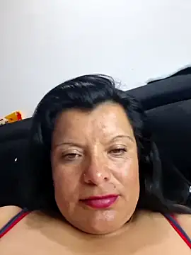 Hanna Kieran online show from 10/23/25, 04:00