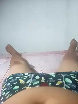 cora08 online show from 11/27/25, 09:04