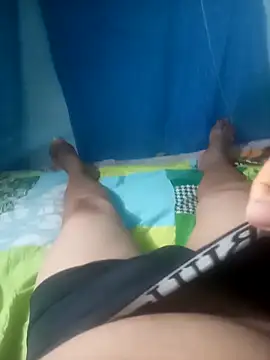 cora08 online show from 10/31/25, 09:32