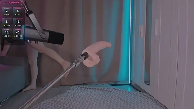 Juicy Vikki online show from 02/16/26, 02:05