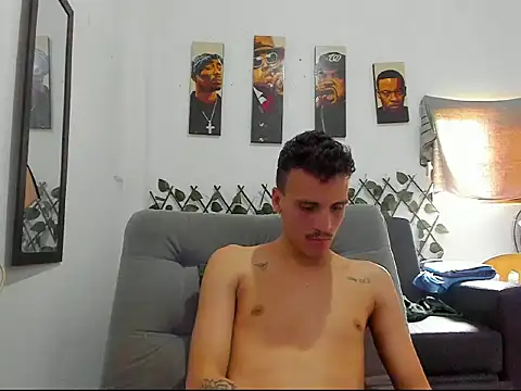 Snapshot of Latins_Boss chatting on 07/08/26, 06:19 Latins Boss online show from 07/08/26, 06:19