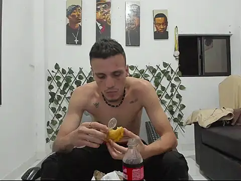 Latins Boss online show from 04/03/26, 12:06