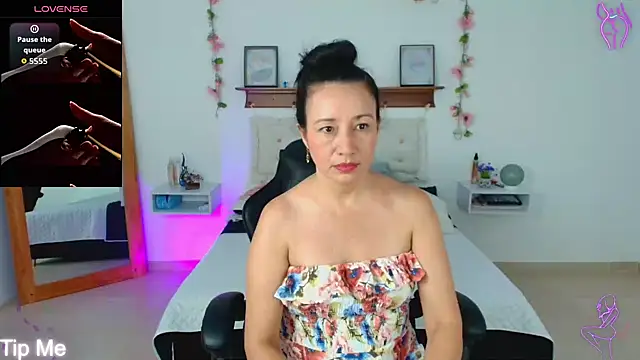 cherry juicyxxx online show from 11/14/25, 02:59