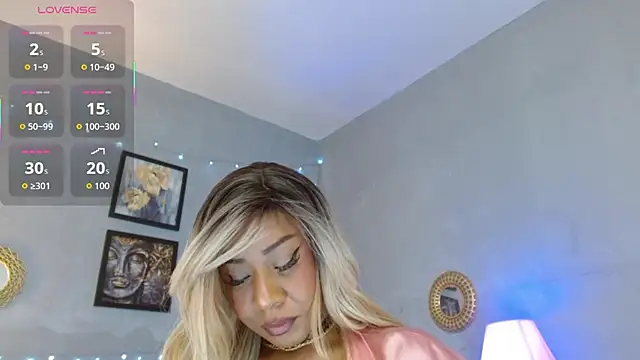 Snapshot of Corinndupontx chatting on 10/10/25, 05:08 Corinndupontx online show from 10/10/25, 05:08