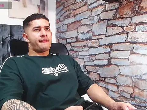 king falconer online show from 11/22/25, 09:35