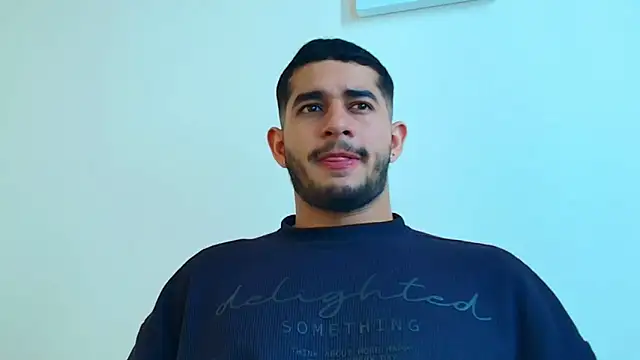 Snapshot of king_falconer chatting on 02/07/26, 08:28 king falconer online show from 02/07/26, 08:28