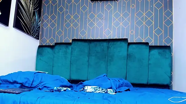 king falconer online show from 10/01/25, 11:52