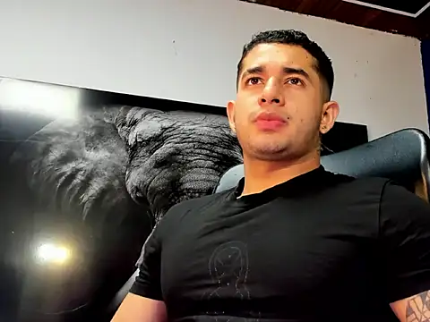 king falconer online show from 12/02/25, 12:55