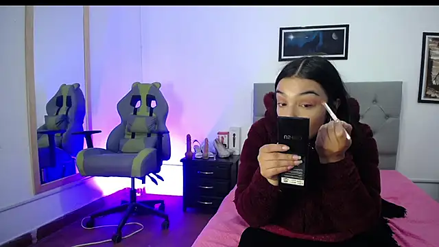 Esmeraldaa- online show from 10/01/25, 04:06