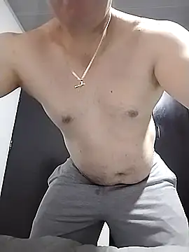 BigCristh79 online show from 10/07/25, 07:48
