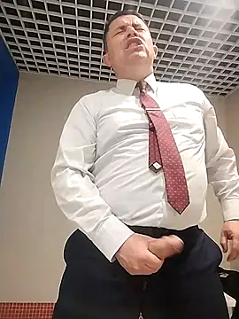 BigCristh79 online show from 12/03/25, 02:23