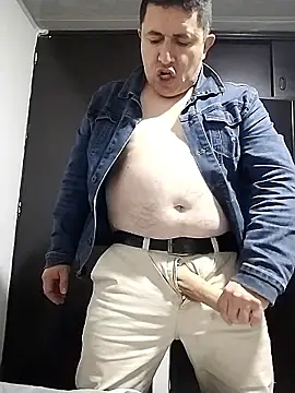 BigCristh79 online show from 01/16/26, 09:08