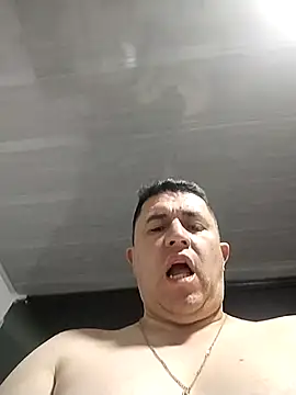 BigCristh79 online show from 11/28/25, 10:32