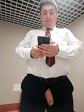 BigCristh79 online show from 11/24/25, 08:14