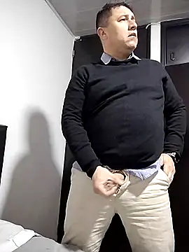 BigCristh79 online show from 04/27/26, 12:47