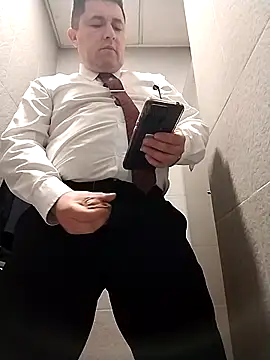 BigCristh79 online show from 04/04/26, 07:26