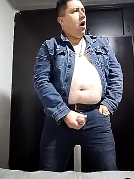 BigCristh79 online show from 04/07/26, 01:57