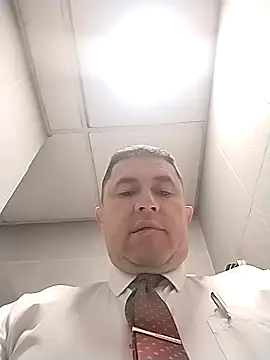 BigCristh79 online show from 10/29/25, 07:29