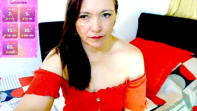 Kendraline1 online show from 11/25/25, 06:52