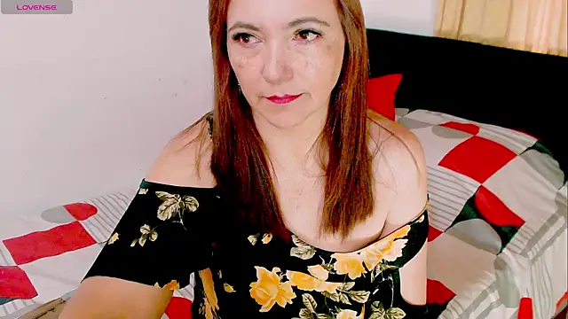 Kendraline1 online show from 04/23/26, 09:27