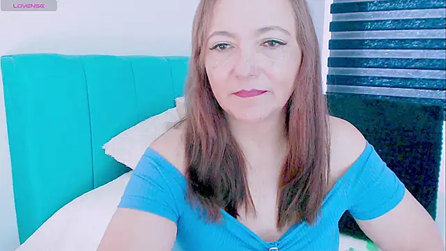 Snapshot of Kendraline1 chatting on 06/10/26, 04:41 Kendraline1 online show from 06/10/26, 04:41