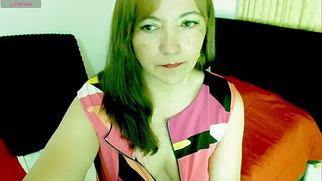 Kendraline1 online show from 04/16/26, 10:01