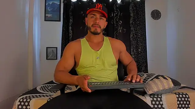 magnusclark online show from 12/01/25, 06:09