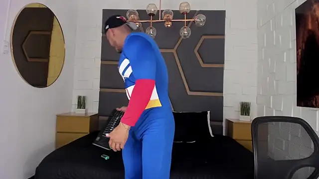 magnusclark online show from 09/17/25, 07:38