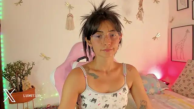 Snapshot of princessluna_19 chatting on 06/12/26, 10:07 princessluna 19 online show from 06/12/26, 10:07
