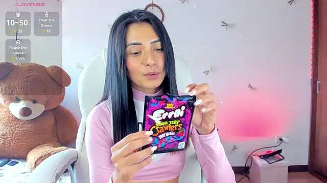 princessluna 19 online show from 09/24/25, 08:48