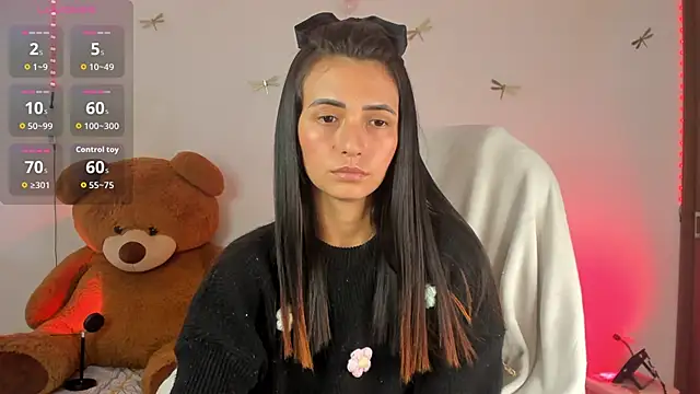 princessluna 19 online show from 10/18/25, 09:06