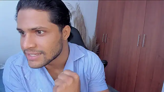 Evansdark1 online show from 04/02/26, 09:32