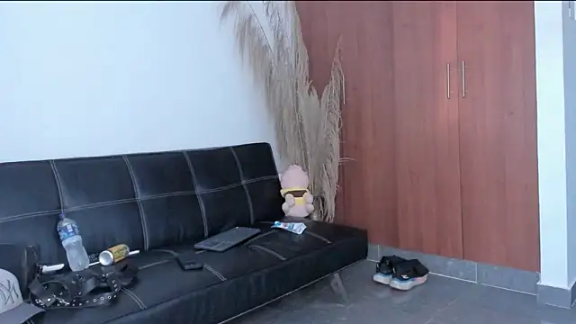 Evansdark1 online show from 12/22/25, 10:32