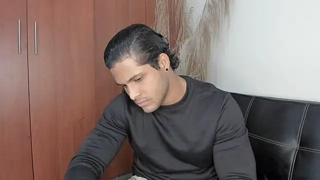 Evansdark1 online show from 10/17/25, 01:09