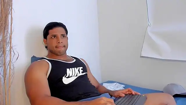 Evansdark1 online show from 02/17/26, 05:21