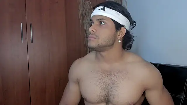 Evansdark1 online show from 11/12/25, 02:04